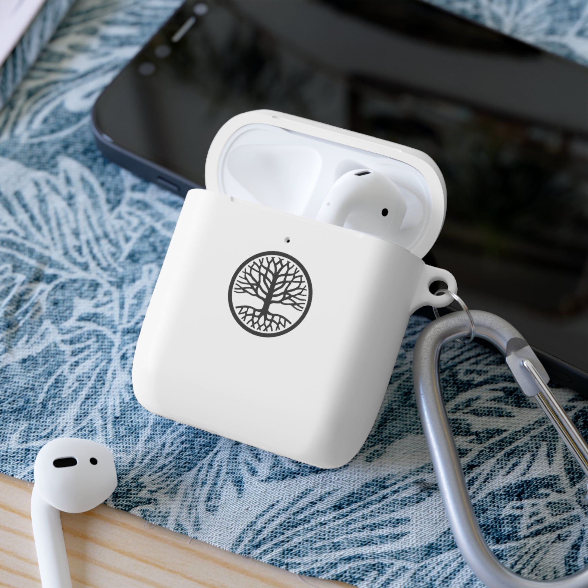 VNZLA Official AirPods and AirPods Pro Case Cover