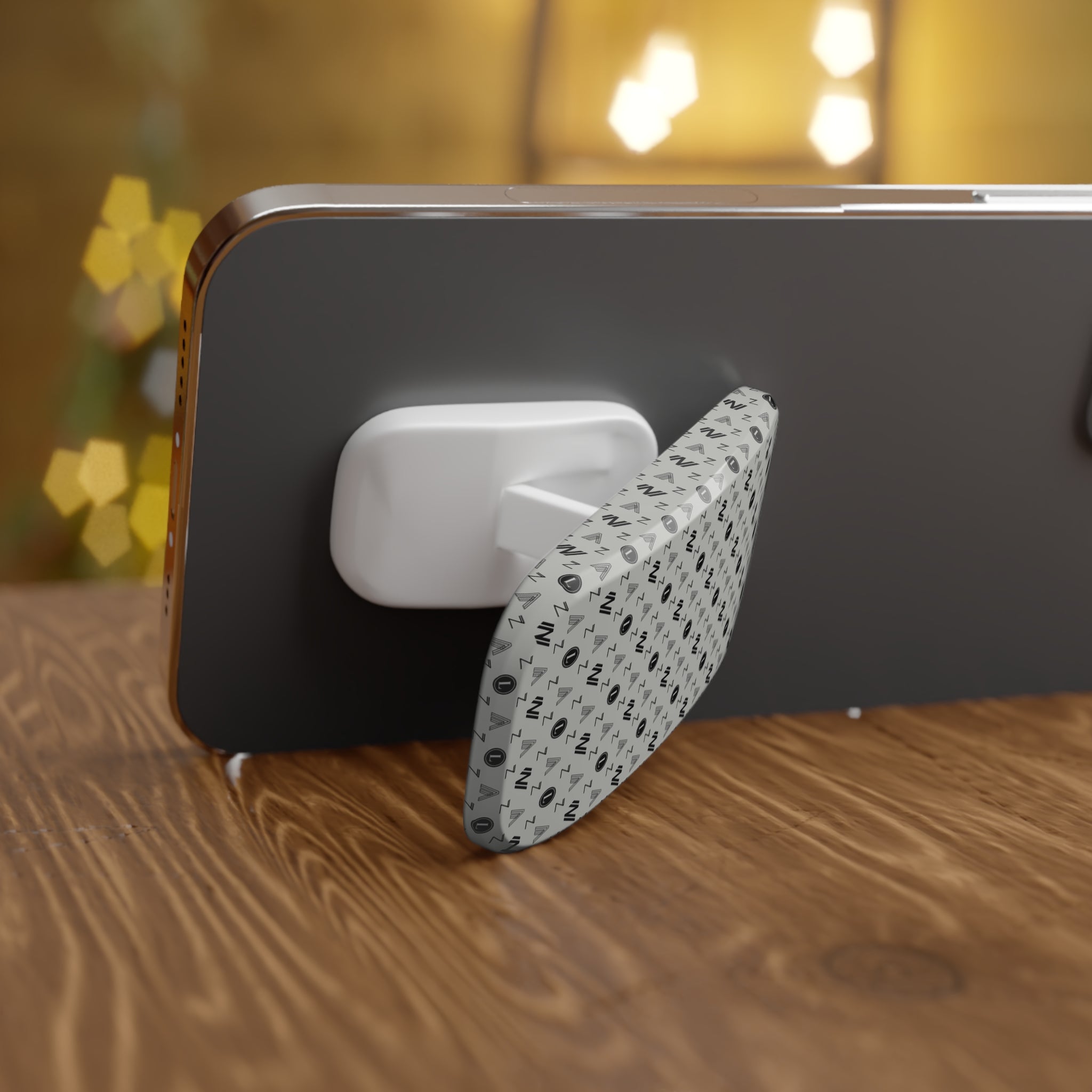 VNZLA Signature Phone Click-On Grip